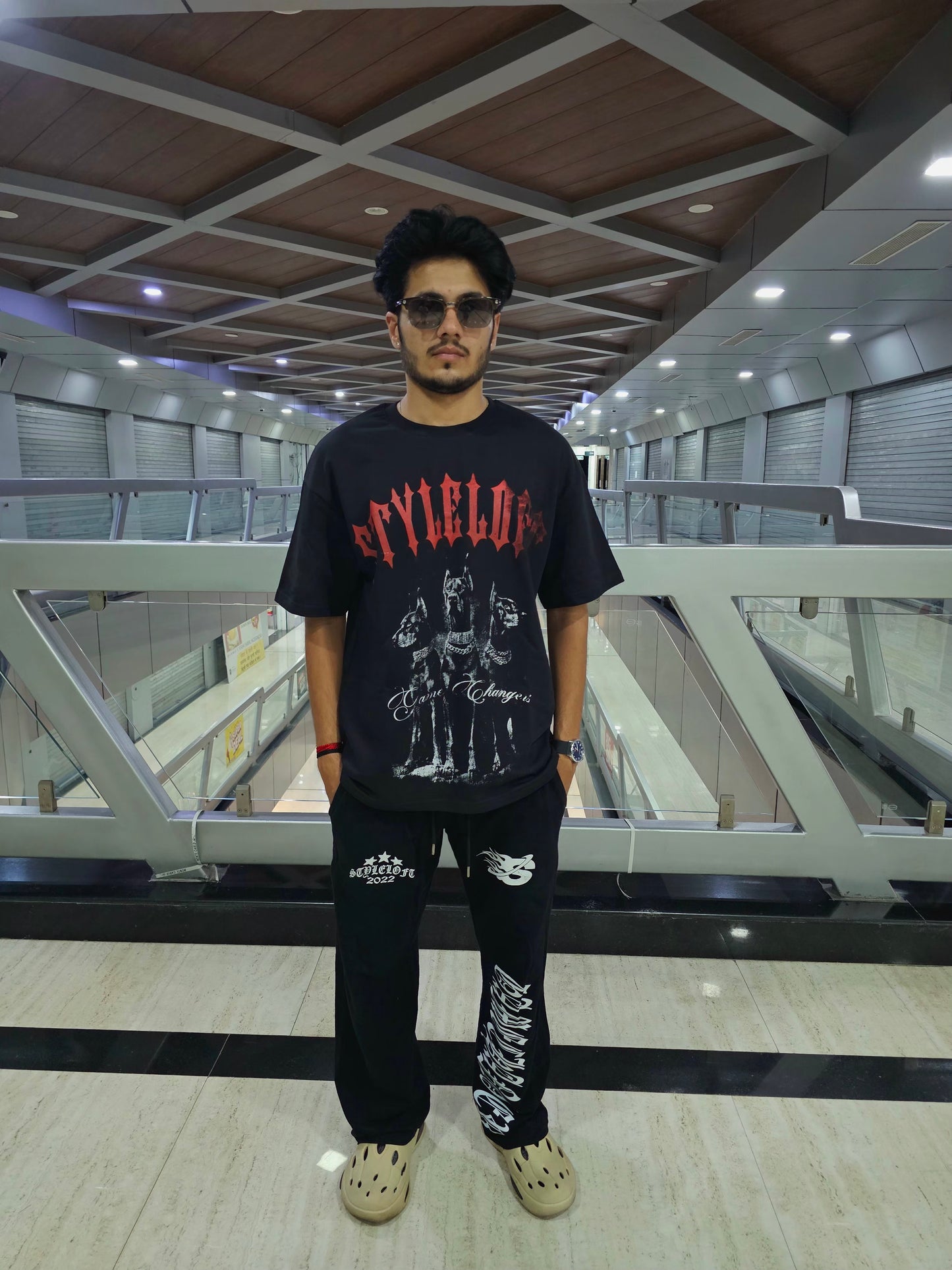 "Underdogs" Oversized Tee